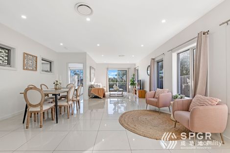 Property photo of 2/216 Windsor Road Winston Hills NSW 2153