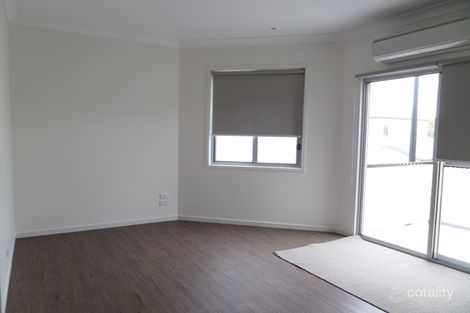 Property photo of 4 McNamara Place Wodonga VIC 3690