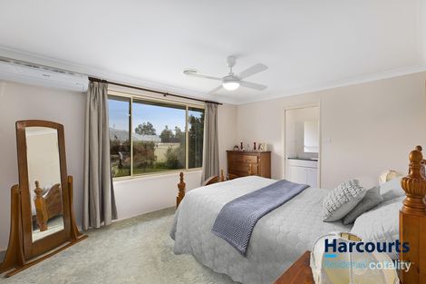 Property photo of 10 Ben Boyd Close Woongarrah NSW 2259