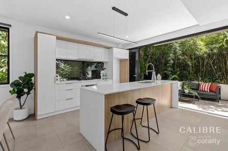 Property photo of 1/6 Fulcher Road Ashgrove QLD 4060