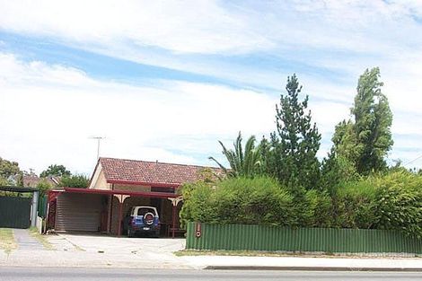 Property photo of 242 William Street Beckenham WA 6107