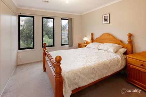Property photo of 29 Rogan Lane Kensington VIC 3031