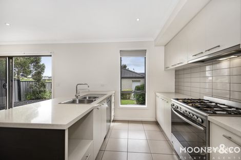 Property photo of 26 Murgese Circuit Clyde North VIC 3978