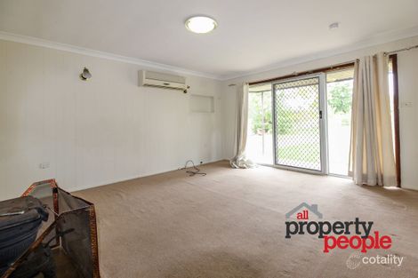Property photo of 24 Waratah Crescent Macquarie Fields NSW 2564