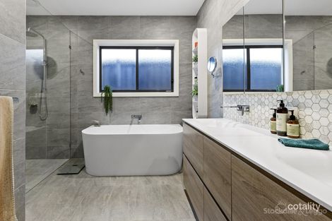 Property photo of 17 Pindara Boulevard Langwarrin VIC 3910