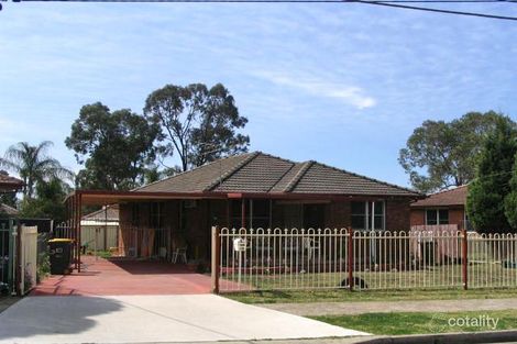 19 Waitaki St, Lethbridge Park, NSW 2770