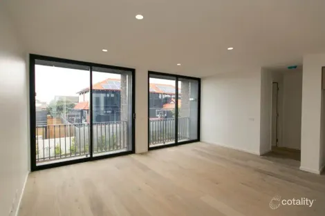 Property photo of 7 Sweetbox Walk Malvern East VIC 3145