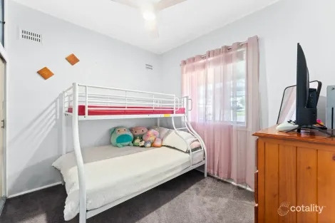 Property photo of 174 Winbin Crescent Gwandalan NSW 2259