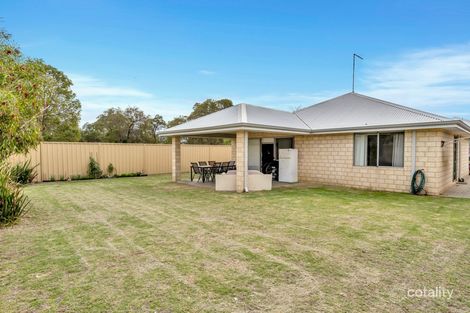 2 Hay Ent, Pinjarra, WA 6208