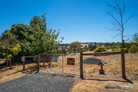 2 Jacaranda Pl, Kangaroo Gully, WA 6255