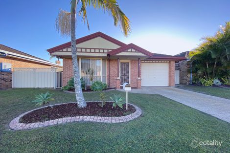 8 Lady Nelson Pl, Yamba, NSW 2464