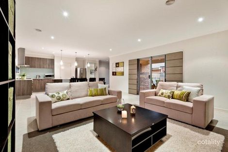 Property photo of 18 Jondarvan Drive Mernda VIC 3754