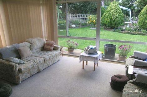 Property photo of 4 Jacaranda Road Wheelers Hill VIC 3150