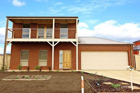 5 Studley Park Way, Caroline Springs, VIC 3023