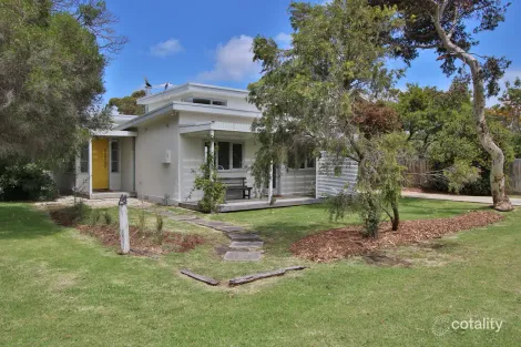 229 Church St, Cowes, VIC 3922