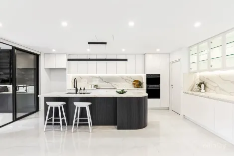 Property photo of 18 Juniper Place Sylvania NSW 2224