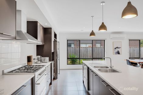 Property photo of 5 Aviary Terrace Williams Landing VIC 3027