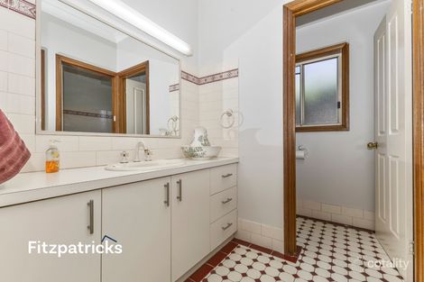 Property photo of 24 Lamilla Street Glenfield Park NSW 2650