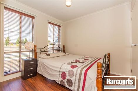 Property photo of 2 Aztec Place Cranbourne VIC 3977