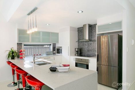 Property photo of 1/21 Scoter Avenue Paradise Point QLD 4216