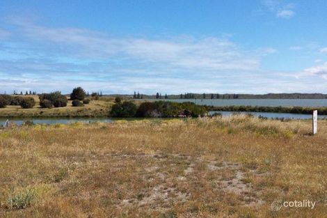 19 Arcadia Ave, Hindmarsh Island, SA 5214