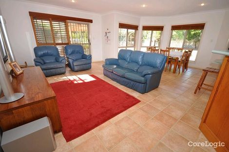 Property photo of 11 Adeliza Court Arundel QLD 4214