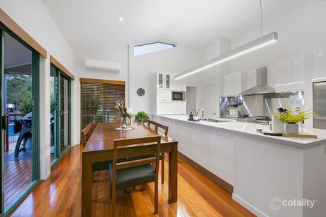 Property photo of 11 Clarkson Place Kenmore Hills QLD 4069