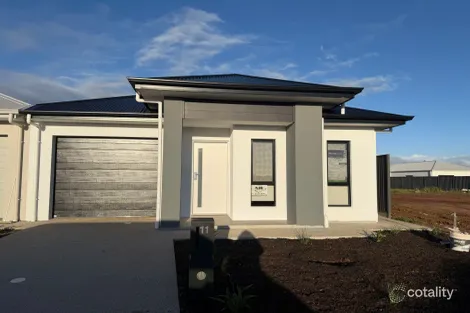 11 Tidmarsh St, Angle Vale, SA 5117