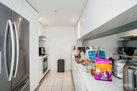 Property photo of 205/43 Harbour Town Drive Biggera Waters QLD 4216