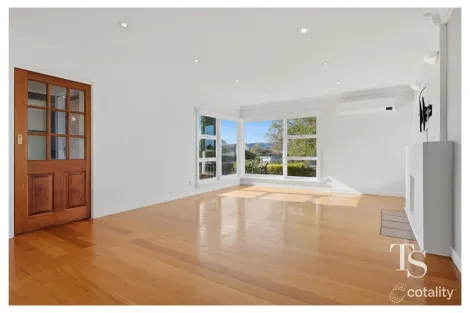 9 Charlton St, Norwood, TAS 7250