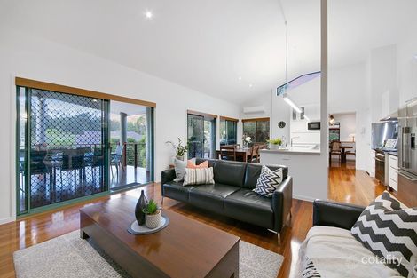 Property photo of 11 Clarkson Place Kenmore Hills QLD 4069