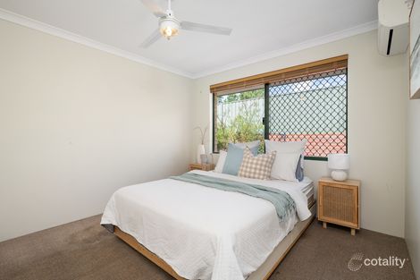 Property photo of 11 Woodcroft Place Mount Richon WA 6112