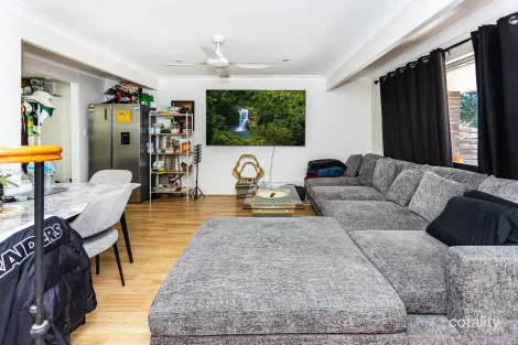 Property photo of 2/6 Sherwood Close Mudgeeraba QLD 4213