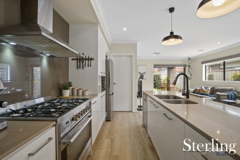 Property photo of 4 Mudgee Street Point Cook VIC 3030