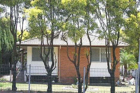 6 Bluebird Ave, Ellen Grove, QLD 4078