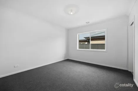 Property photo of 13 Hubbard Street Lucas VIC 3350