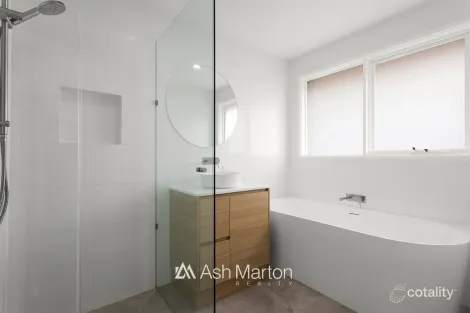 Property photo of 12 Glenbourne Road Cranbourne VIC 3977