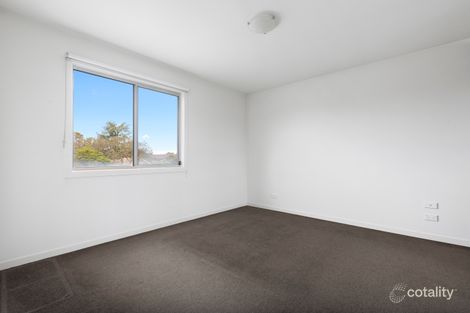 Property photo of 27/30 Lillimur Road Ormond VIC 3204