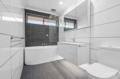 Property photo of 3 Bateman Court Warrnambool VIC 3280