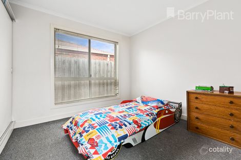 Property photo of 1/3 Swallow Street Werribee VIC 3030