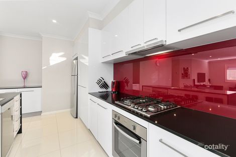 Property photo of 6 Edgar Close Chirnside Park VIC 3116