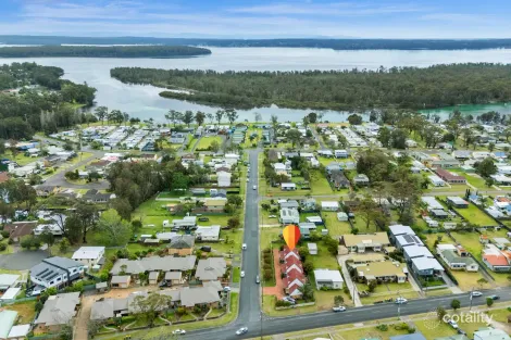 137 Jacobs Dr, Sussex Inlet, NSW 2540