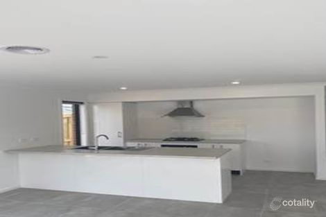 Property photo of 19 Roy Street Thornhill Park VIC 3335