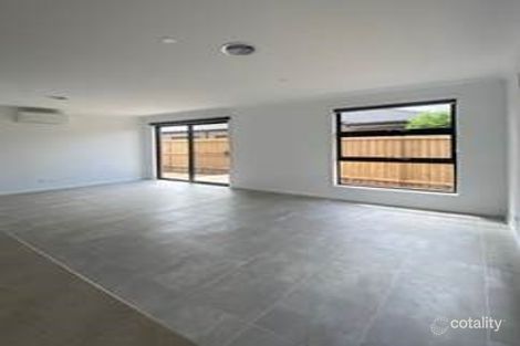 Property photo of 19 Roy Street Thornhill Park VIC 3335
