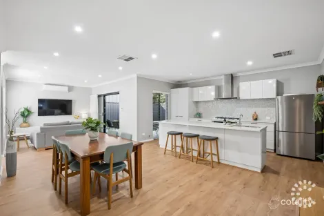 16a Hillier Cres, Hamilton Hill, WA 6163