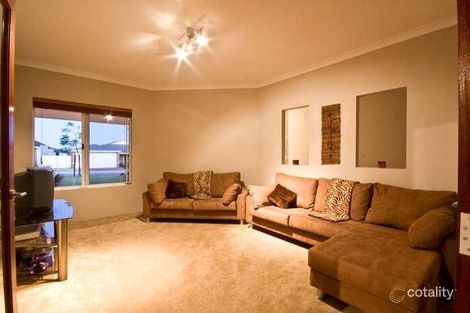 Property photo of 22 Castledene Way Tapping WA 6065