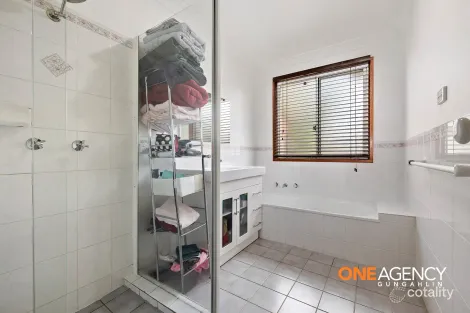 Property photo of 18 Birrigai Square Ngunnawal ACT 2913