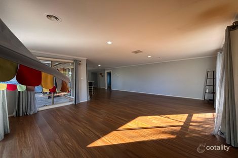 Property photo of 46 Baden Powell Drive Tarneit VIC 3029
