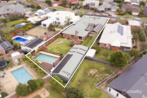 Property photo of 27 Huntingtower Crescent Langwarrin VIC 3910