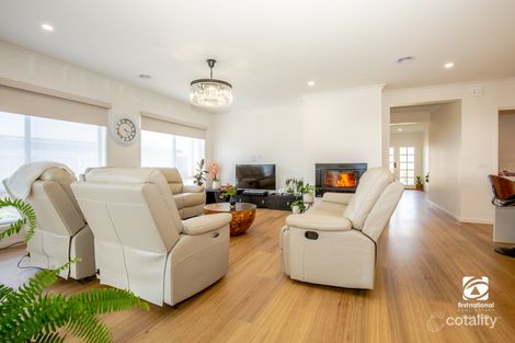 Property photo of 22 Haylock Drive Paynesville VIC 3880